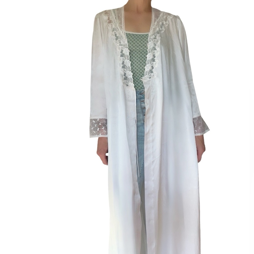 Vintage Division Of Mod Lebanon White Silky Lace … - image 6